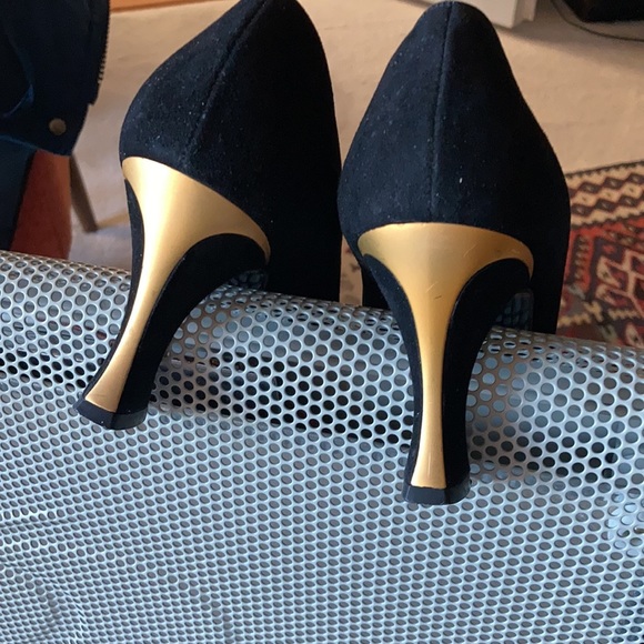 St John black suede heels made in Italy - Picture 3 of 6